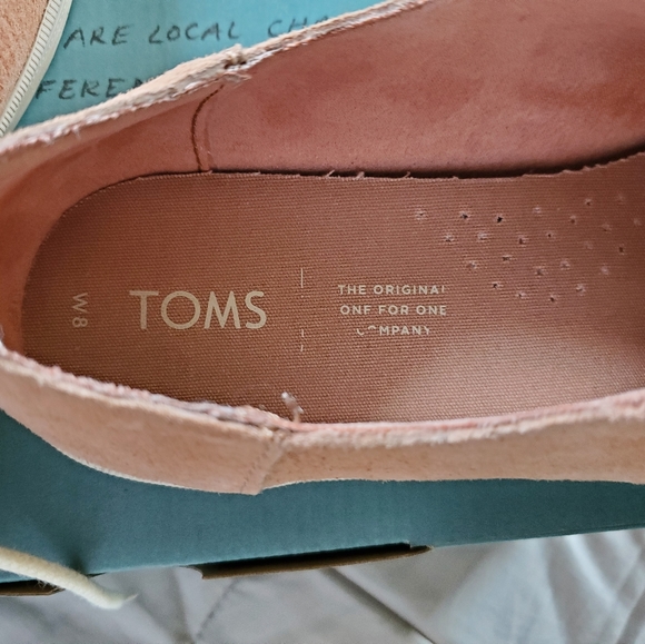 Tom's suede sneakers - Picture 9 of 12